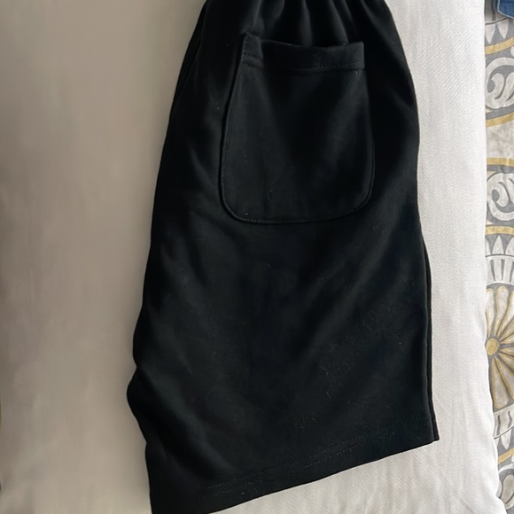 Essentials boys shorts large - Picture 5 of 7